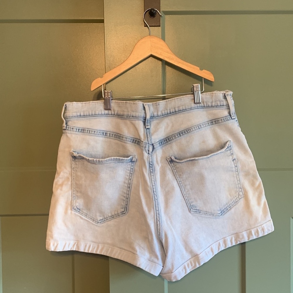 EXPRESS Mom Shorts - Picture 2 of 7